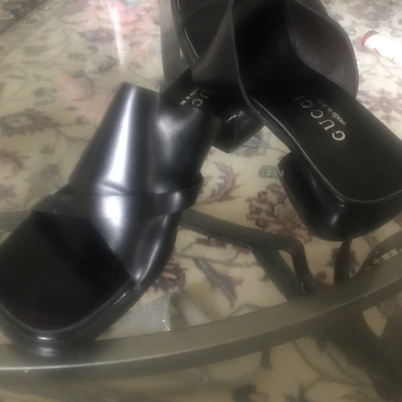 Gucci Sandals - Picture 3 of 5